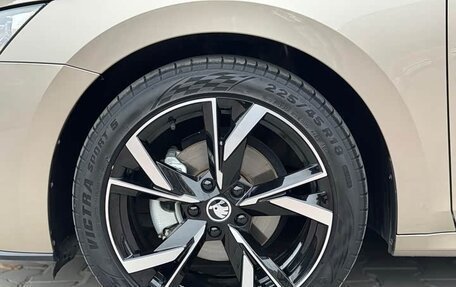 Skoda Octavia IV, 2023 год, 1 590 000 рублей, 7 фотография