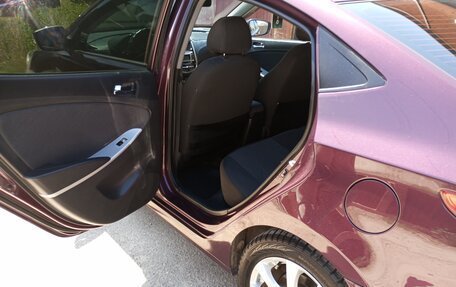 Hyundai Solaris II рестайлинг, 2011 год, 630 000 рублей, 6 фотография