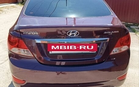 Hyundai Solaris II рестайлинг, 2011 год, 630 000 рублей, 2 фотография