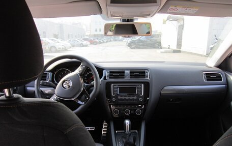 Volkswagen Jetta VI, 2016 год, 1 800 000 рублей, 5 фотография