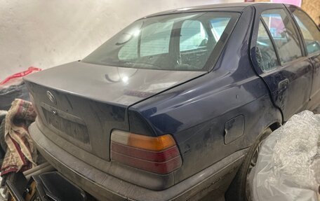 BMW 3 серия, 1995 год, 150 000 рублей, 17 фотография