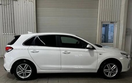 Hyundai i30 II рестайлинг, 2017 год, 1 400 000 рублей, 4 фотография