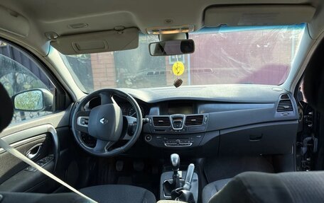 Renault Laguna III рестайлинг, 2008 год, 650 000 рублей, 4 фотография