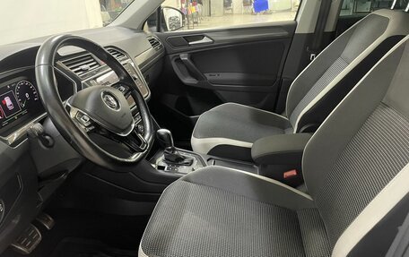 Volkswagen Tiguan II, 2019 год, 2 750 000 рублей, 13 фотография