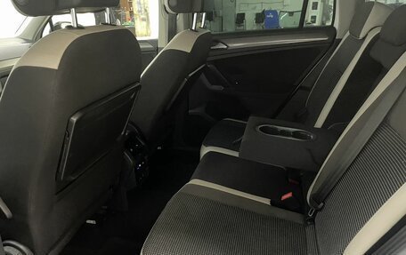 Volkswagen Tiguan II, 2019 год, 2 750 000 рублей, 14 фотография