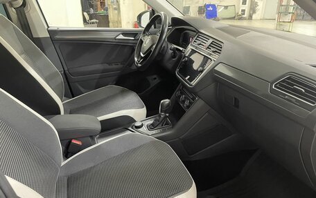 Volkswagen Tiguan II, 2019 год, 2 750 000 рублей, 22 фотография