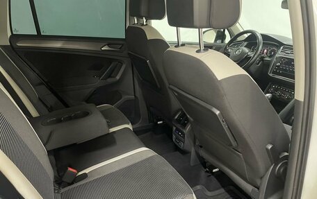 Volkswagen Tiguan II, 2019 год, 2 750 000 рублей, 21 фотография