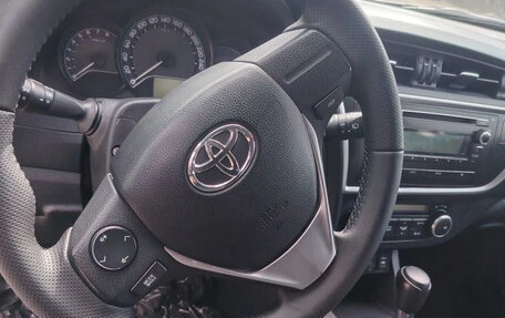 Toyota Auris II, 2013 год, 1 010 000 рублей, 8 фотография