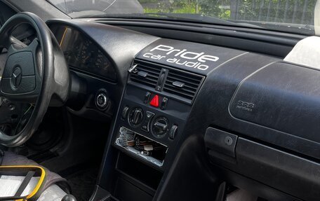 Mercedes-Benz C-Класс, 1996 год, 210 000 рублей, 7 фотография