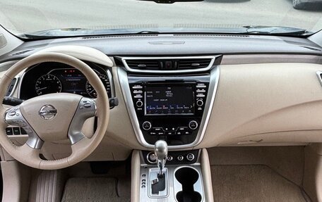 Nissan Murano, 2017 год, 2 450 000 рублей, 15 фотография