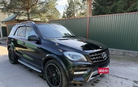 Mercedes-Benz M-Класс, 2013 год, 1 790 000 рублей, 2 фотография