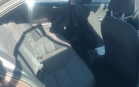 Volkswagen Jetta VI, 2014 год, 950 000 рублей, 22 фотография