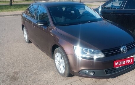 Volkswagen Jetta VI, 2014 год, 950 000 рублей, 25 фотография