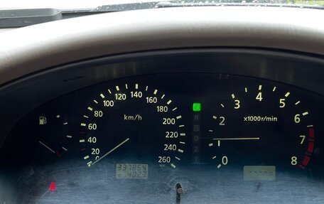 Nissan Maxima VIII, 2001 год, 400 000 рублей, 5 фотография