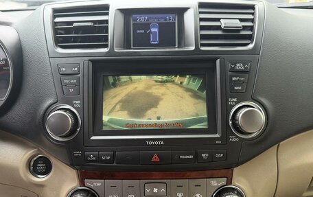 Toyota Highlander III, 2012 год, 1 895 000 рублей, 10 фотография