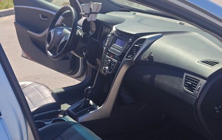 Hyundai i30 II рестайлинг, 2012 год, 900 000 рублей, 19 фотография