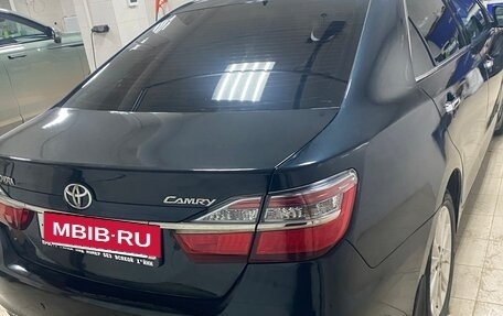 Toyota Camry, 2015 год, 1 850 000 рублей, 14 фотография