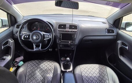 Volkswagen Polo VI (EU Market), 2018 год, 1 150 000 рублей, 8 фотография