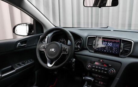 KIA Sportage IV рестайлинг, 2018 год, 2 100 000 рублей, 8 фотография