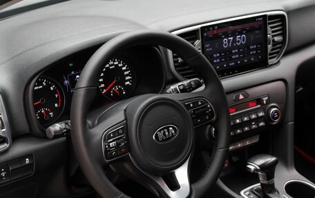 KIA Sportage IV рестайлинг, 2018 год, 2 100 000 рублей, 11 фотография