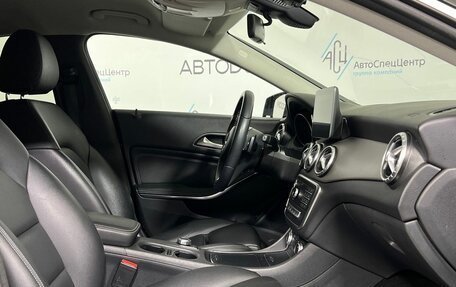 Mercedes-Benz CLA, 2017 год, 1 999 000 рублей, 10 фотография