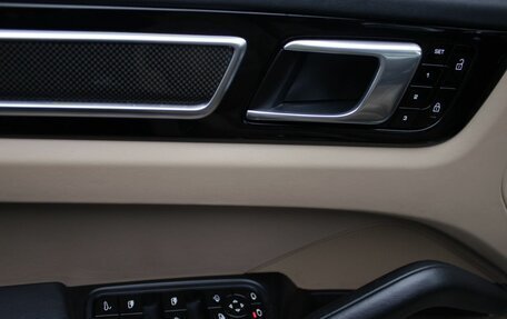 Porsche Cayenne III, 2019 год, 5 750 000 рублей, 17 фотография