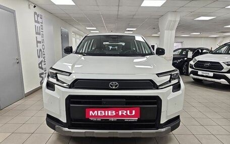 Toyota RAV4, 2025 год, 4 680 000 рублей, 2 фотография