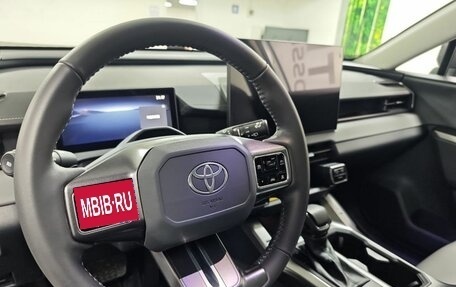 Toyota RAV4, 2025 год, 4 680 000 рублей, 12 фотография