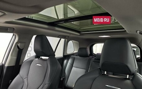 Toyota RAV4, 2025 год, 4 680 000 рублей, 17 фотография