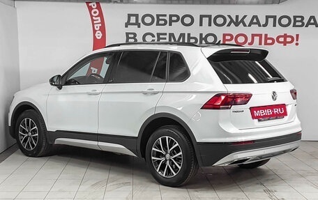 Volkswagen Tiguan II, 2020 год, 3 080 000 рублей, 6 фотография