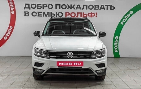 Volkswagen Tiguan II, 2020 год, 3 080 000 рублей, 2 фотография
