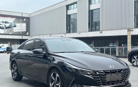 Hyundai Elantra, 2022 год, 1 810 000 рублей, 3 фотография