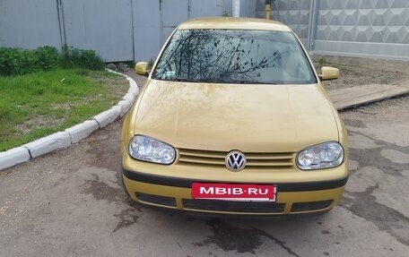 Volkswagen Golf IV, 1998 год, 450 000 рублей, 3 фотография