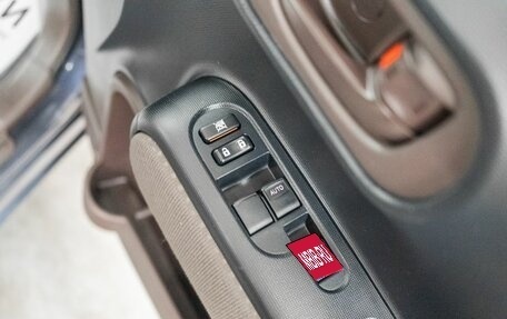 Toyota Spade, 2012 год, 950 000 рублей, 17 фотография