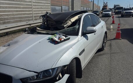 Jaguar XE I рестайлинг, 2015 год, 650 000 рублей, 2 фотография