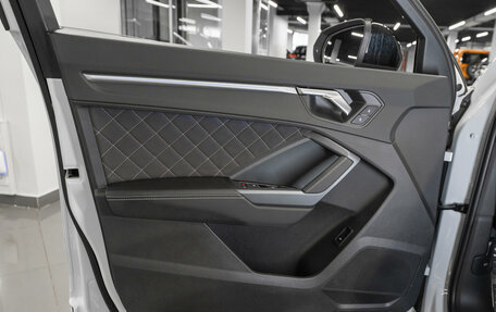 Audi Q3, 2025 год, 4 990 000 рублей, 15 фотография
