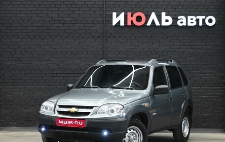 Chevrolet Niva I рестайлинг, 2017 год, 820 000 рублей, 1 фотография