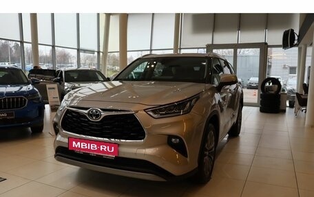 Toyota Highlander, 2025 год, 5 690 000 рублей, 6 фотография