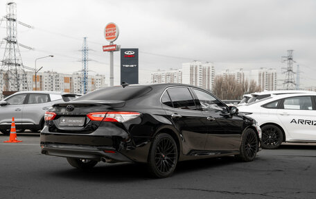 Toyota Camry, 2018 год, 2 387 000 рублей, 5 фотография