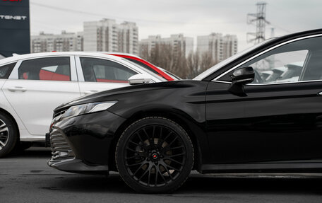Toyota Camry, 2018 год, 2 387 000 рублей, 23 фотография