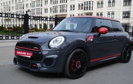 MINI Hatch, 2017 год, 2 490 000 рублей, 10 фотография