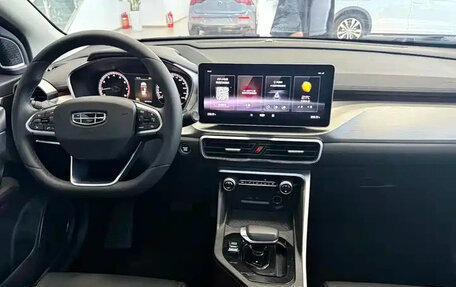 Geely Coolray I, 2023 год, 1 325 000 рублей, 9 фотография