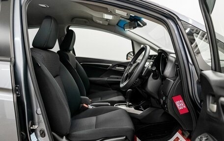 Honda Fit III, 2018 год, 1 230 000 рублей, 7 фотография