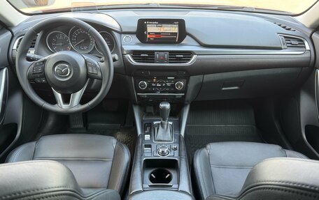 Mazda 6, 2016 год, 1 860 000 рублей, 12 фотография