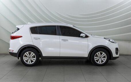KIA Sportage IV рестайлинг, 2017 год, 1 988 000 рублей, 5 фотография