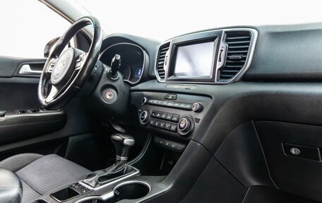 KIA Sportage IV рестайлинг, 2017 год, 1 988 000 рублей, 23 фотография