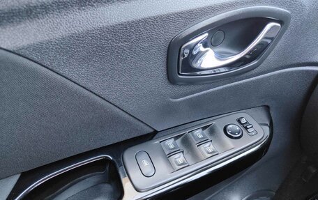 Renault Kaptur I рестайлинг, 2019 год, 1 249 000 рублей, 24 фотография