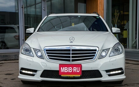 Mercedes-Benz E-Класс, 2011 год, 1 375 000 рублей, 5 фотография