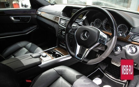 Mercedes-Benz E-Класс, 2011 год, 1 375 000 рублей, 14 фотография
