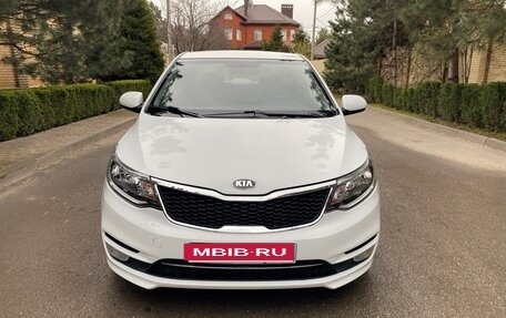 KIA Rio III рестайлинг, 2016 год, 695 000 рублей, 1 фотография